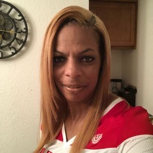 Meet your Posher, Monica